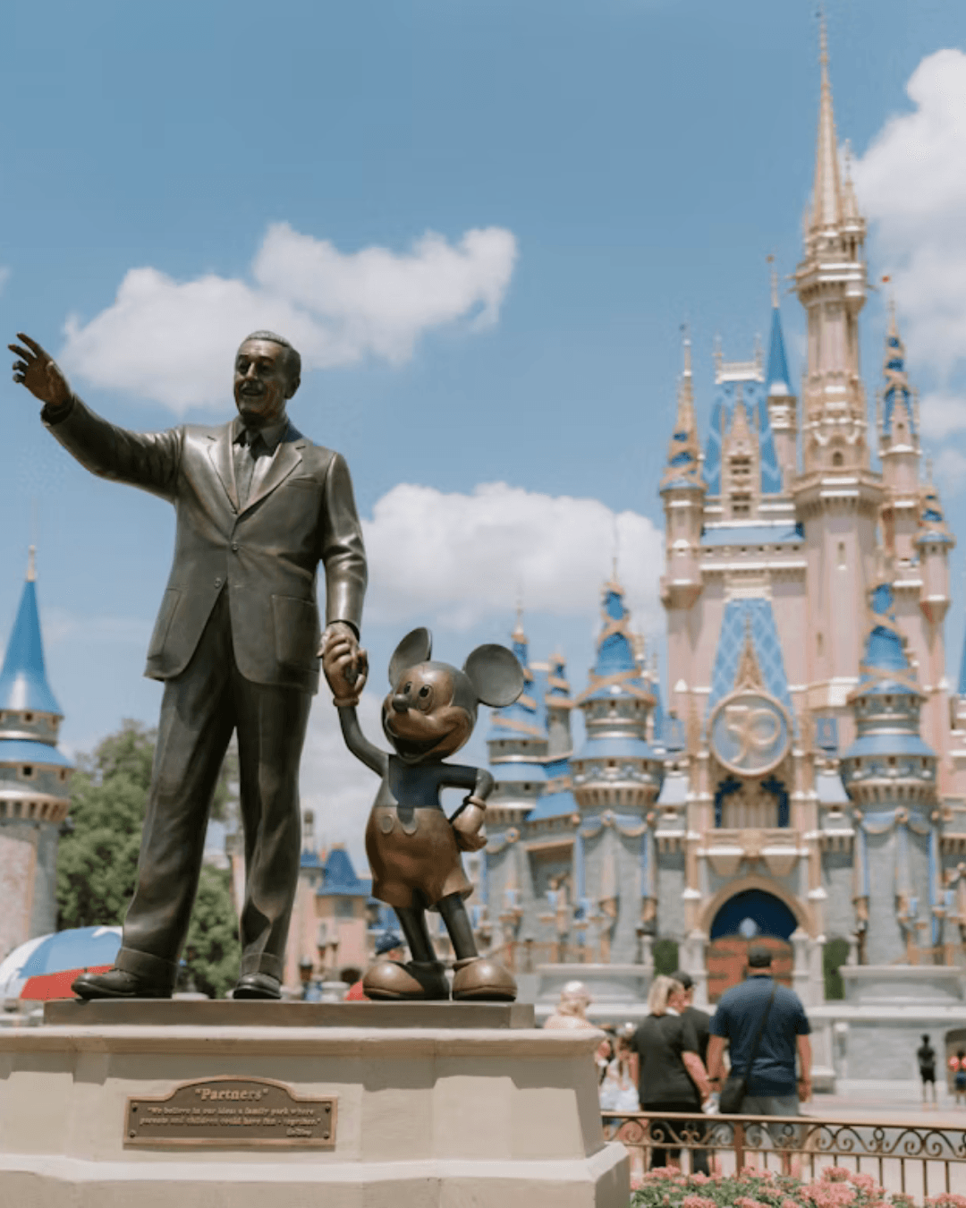 Quinceañeras Disney USA - Enjoy Premium